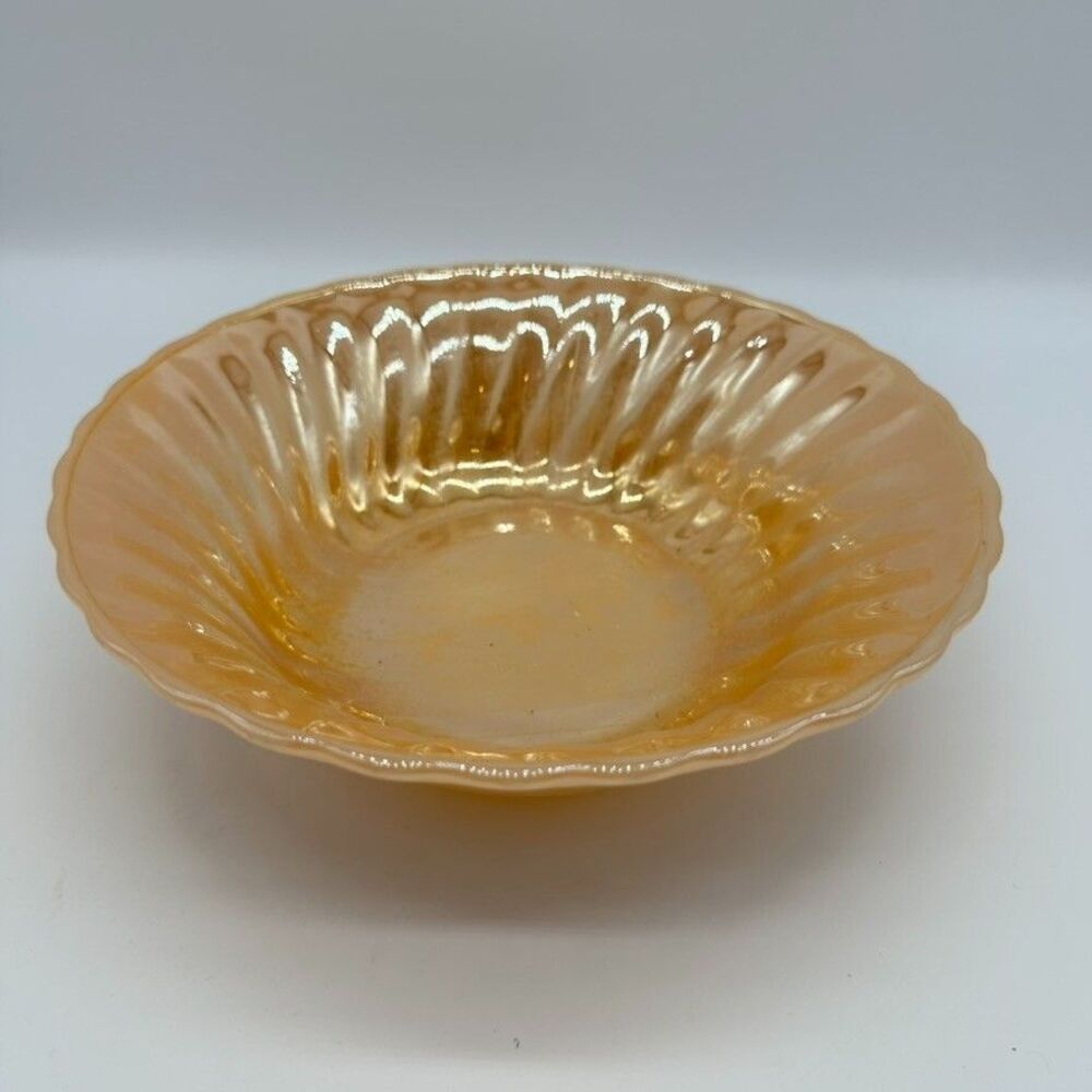 Anchor Hocking Glass Co. Peach Luster Round Swirl Bowl Vintage MCM